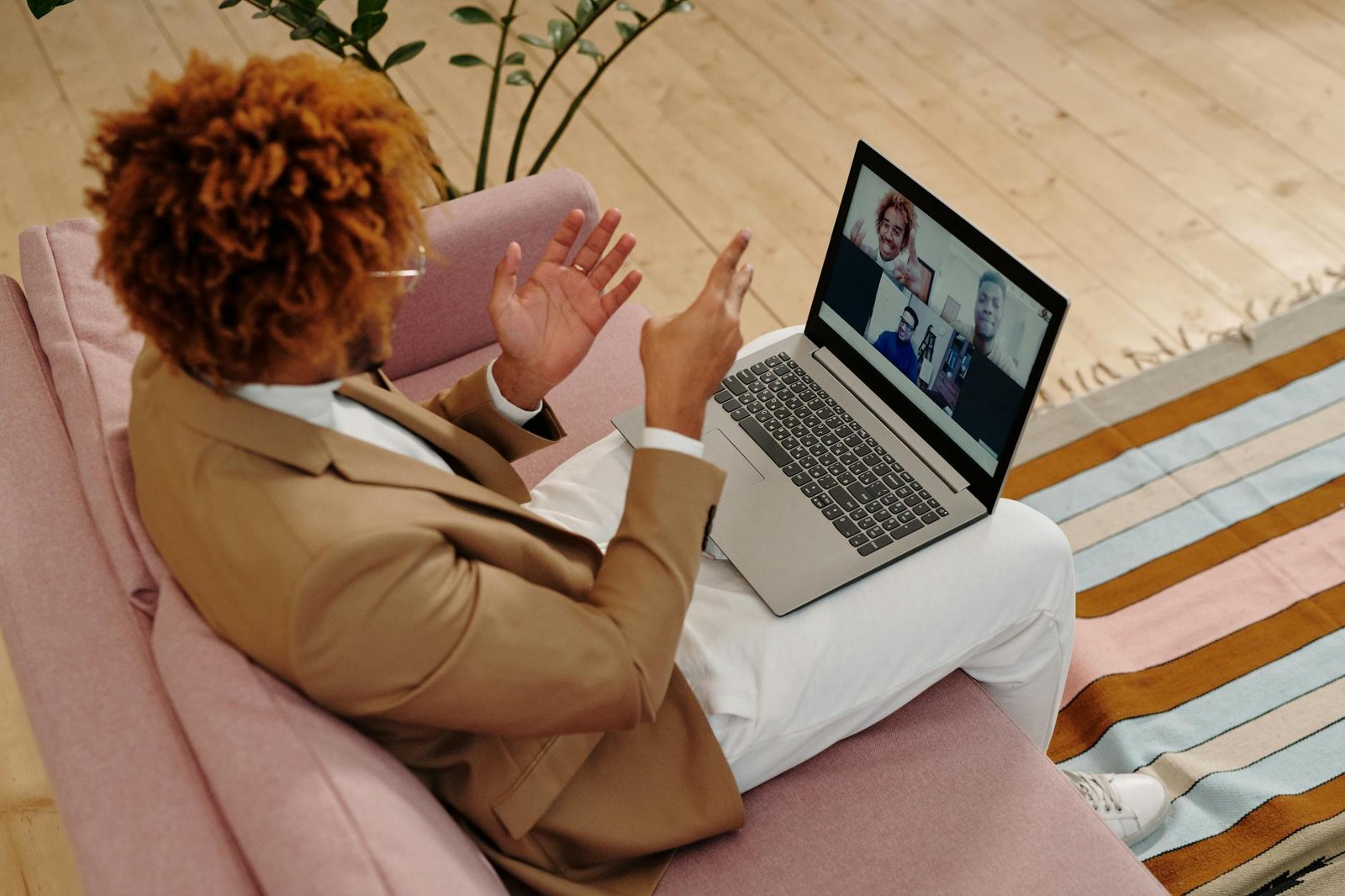 Fireflies vs Otter vs Fathom vs tl;dv vs MeetGeek: AI Meeting Assistants 2026
